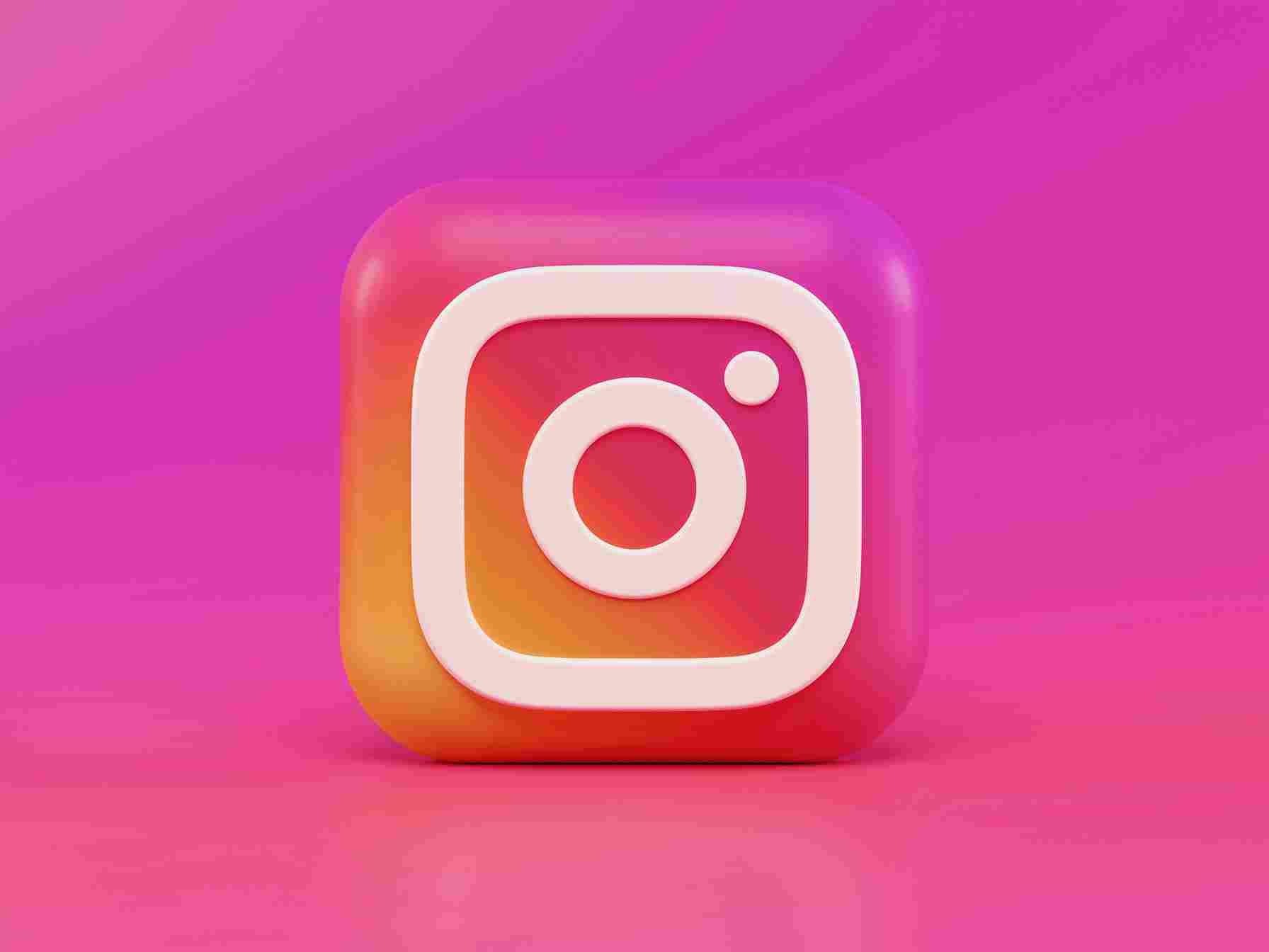 Image default